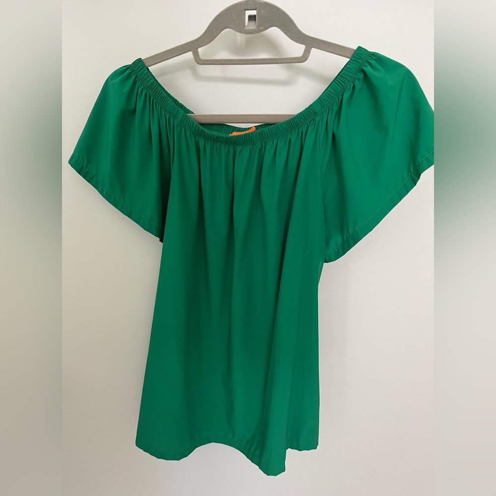 Ava off the shoulder emerald green top size M